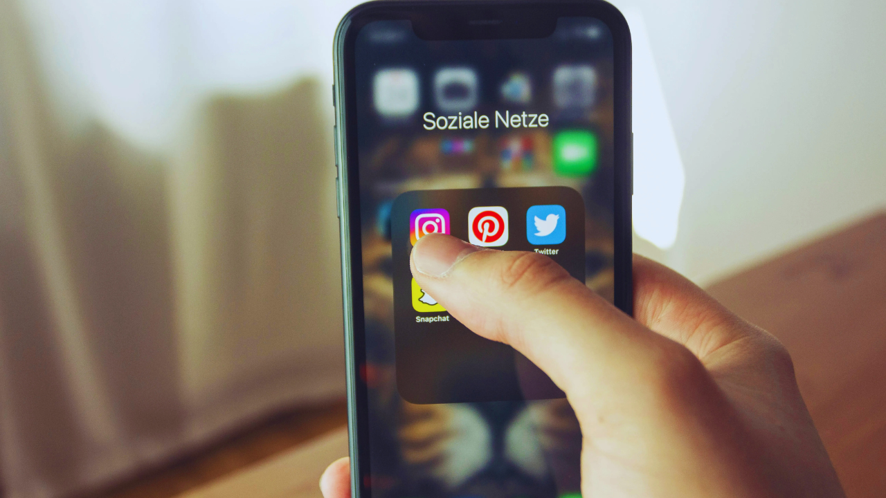 how to turn off business account on Instagram