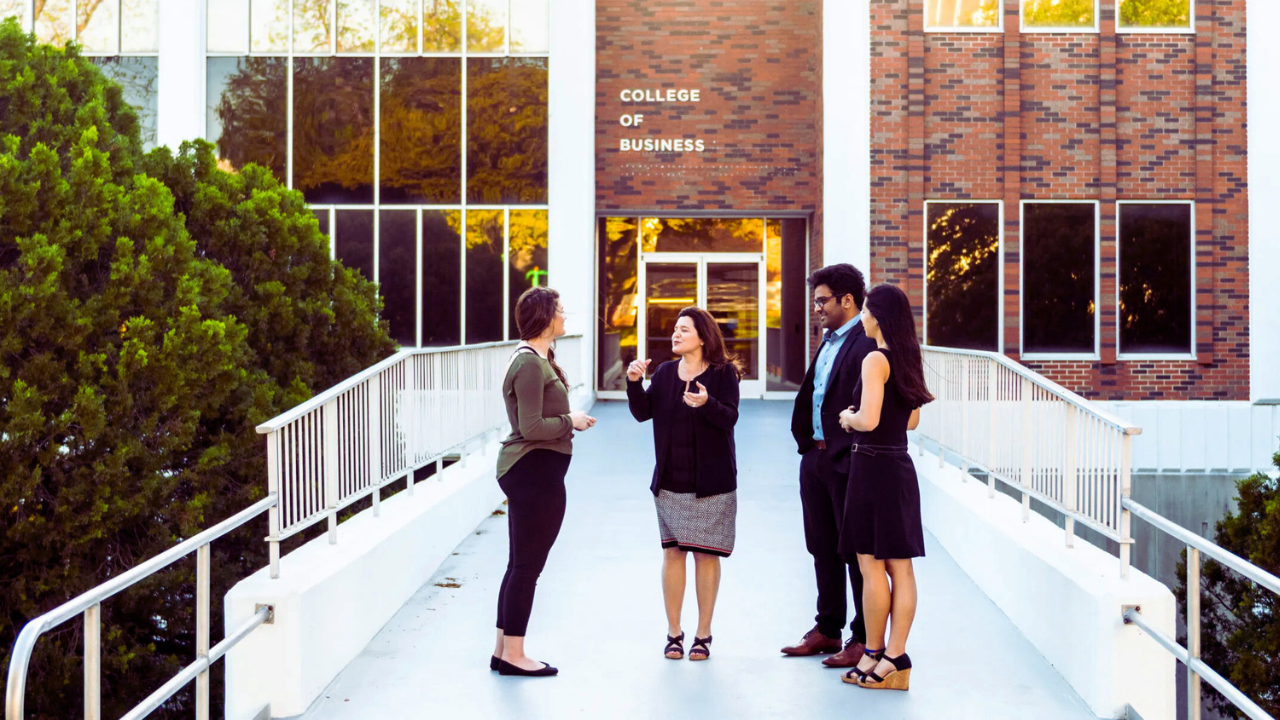 lindner college of business